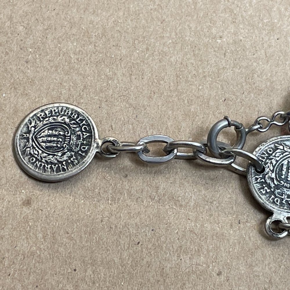 VGUC Vintage 1950's Respublica Sancti Marini Libertas Coin Chain Bracelet, 7" L+ - Picture 5 of 10